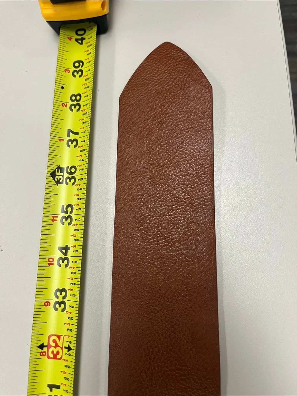 Source Unknown Brown Faux Leather Belt with Round Gold Buckle S/M